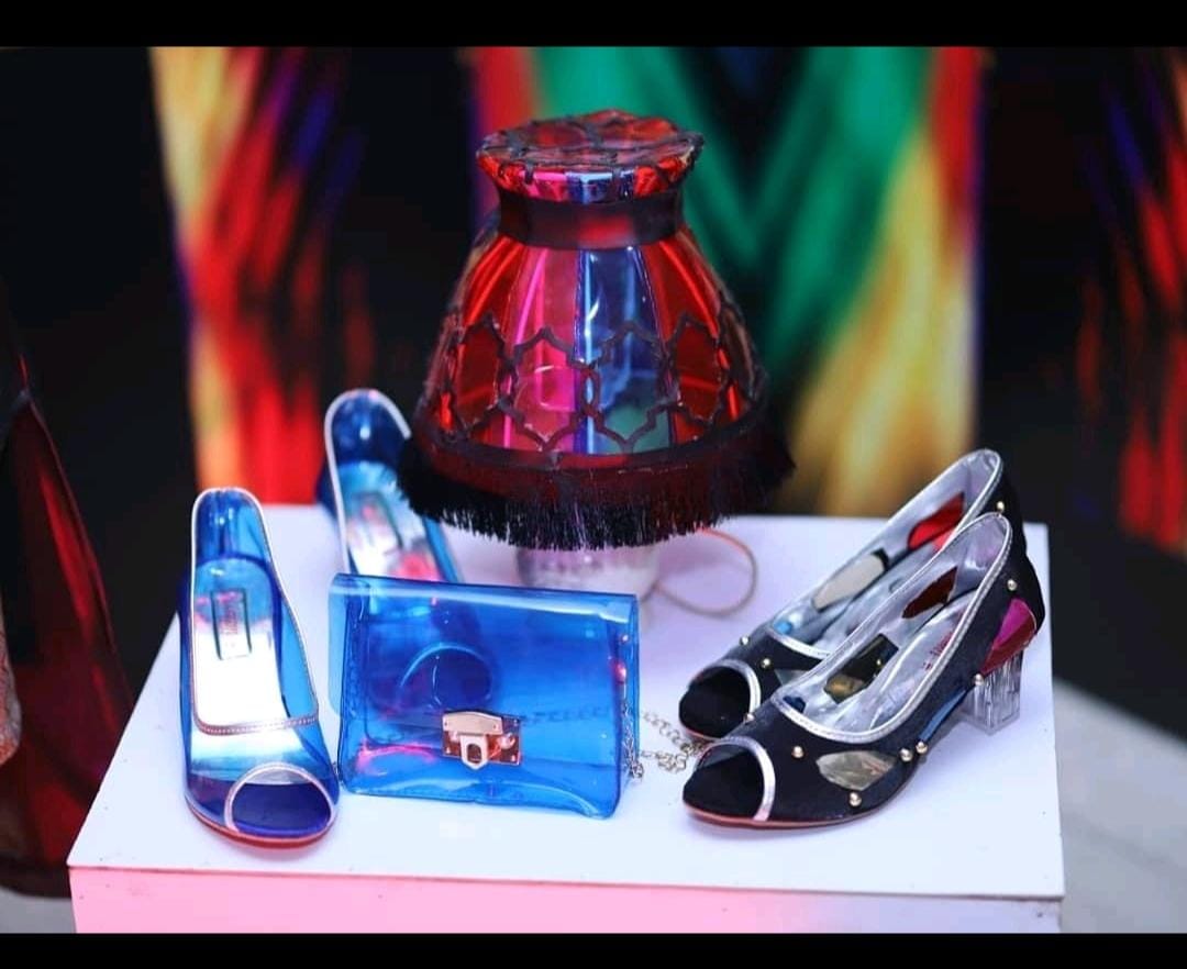 Thesis Project - Accessories Display